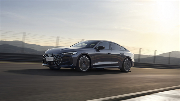 全新上汽奥迪A5L Sportback开启预售，限时臻享26万起